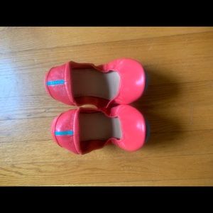 Poppy Tieks. Size 11. Only worn a few times, excellent condition.  Like new!